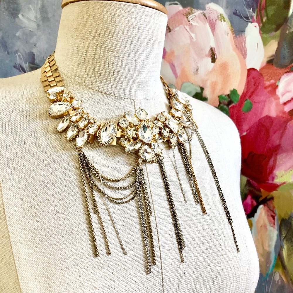 Banana Republic New Orleans Focal Necklace